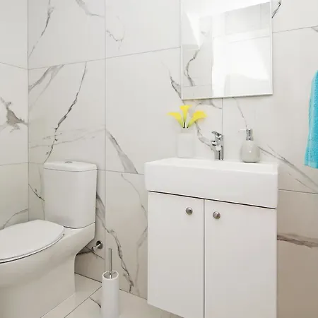 Megan Villa Protaras